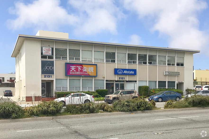 2121-2131 19th Ave, San Francisco, CA for lease - Building Photo - Image 2 of 13