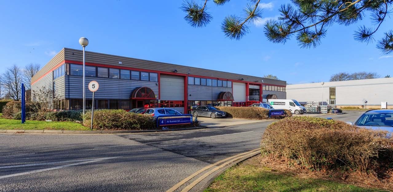 Avenue Two, Witney for sale Building Photo- Image 1 of 1