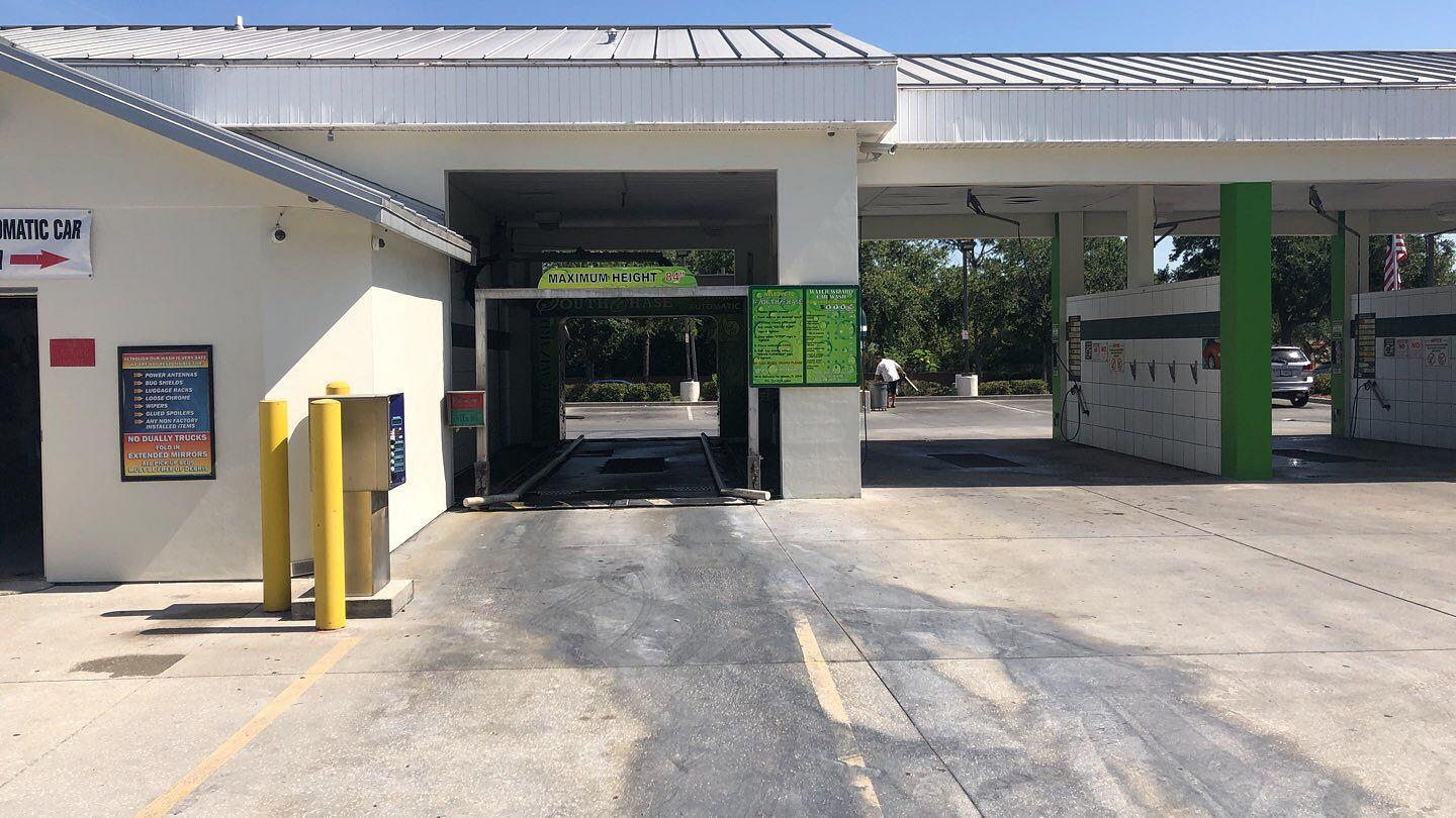 100 Wetherbee Rd, Orlando, FL 32824 South Chase Car Wash