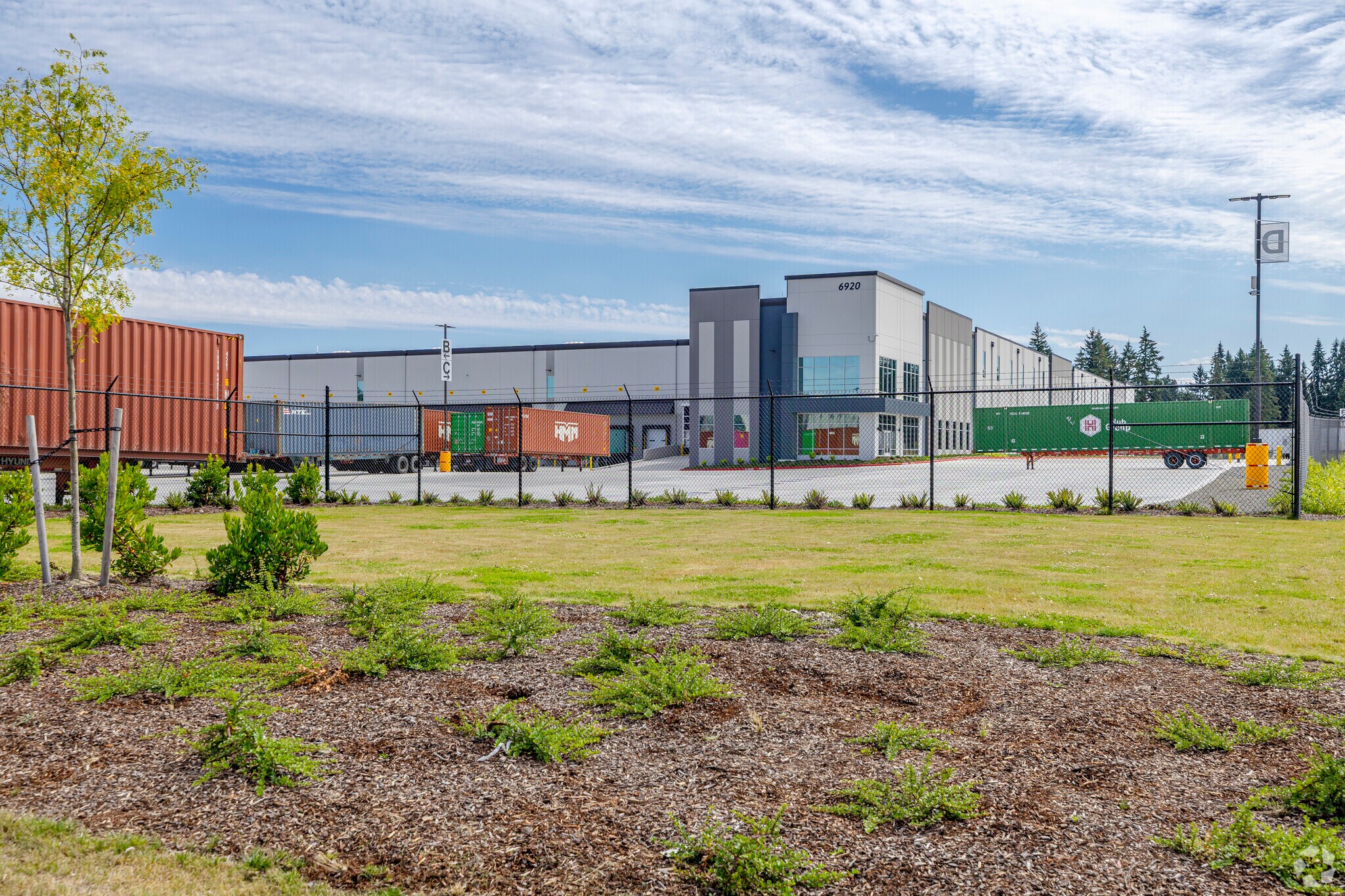 6920 192nd St E, Puyallup, WA for sale Primary Photo- Image 1 of 1