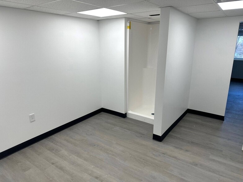 1420 Matzinger Rd, Toledo, OH for lease - Building Photo - Image 3 of 10