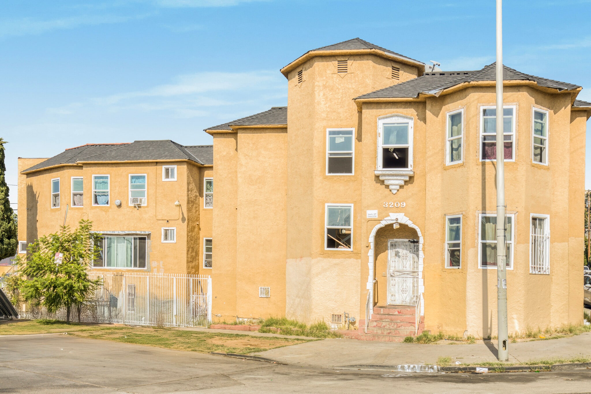 3209 Dobinson St, Los Angeles, CA for sale Building Photo- Image 1 of 13