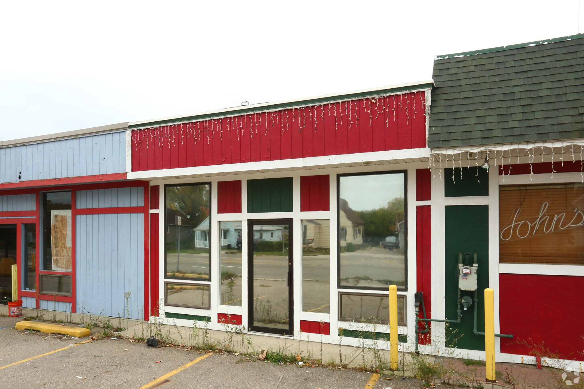 3602 Davison Rd, Flint, MI for sale Primary Photo- Image 1 of 1