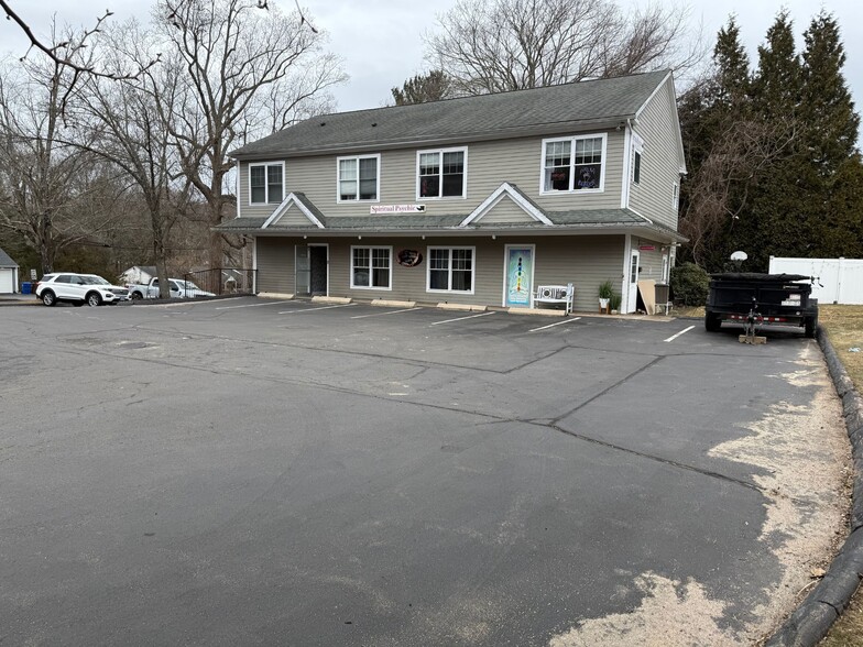 2290 Foxon Rd, North Branford, CT for lease - Building Photo - Image 2 of 46