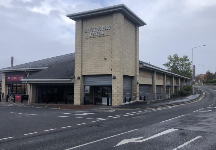 2 Queens Lancashire Way, Burnley for sale - Building Photo - Image 1 of 1