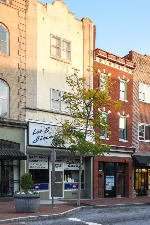 728 N Market St, Wilmington, DE 19801