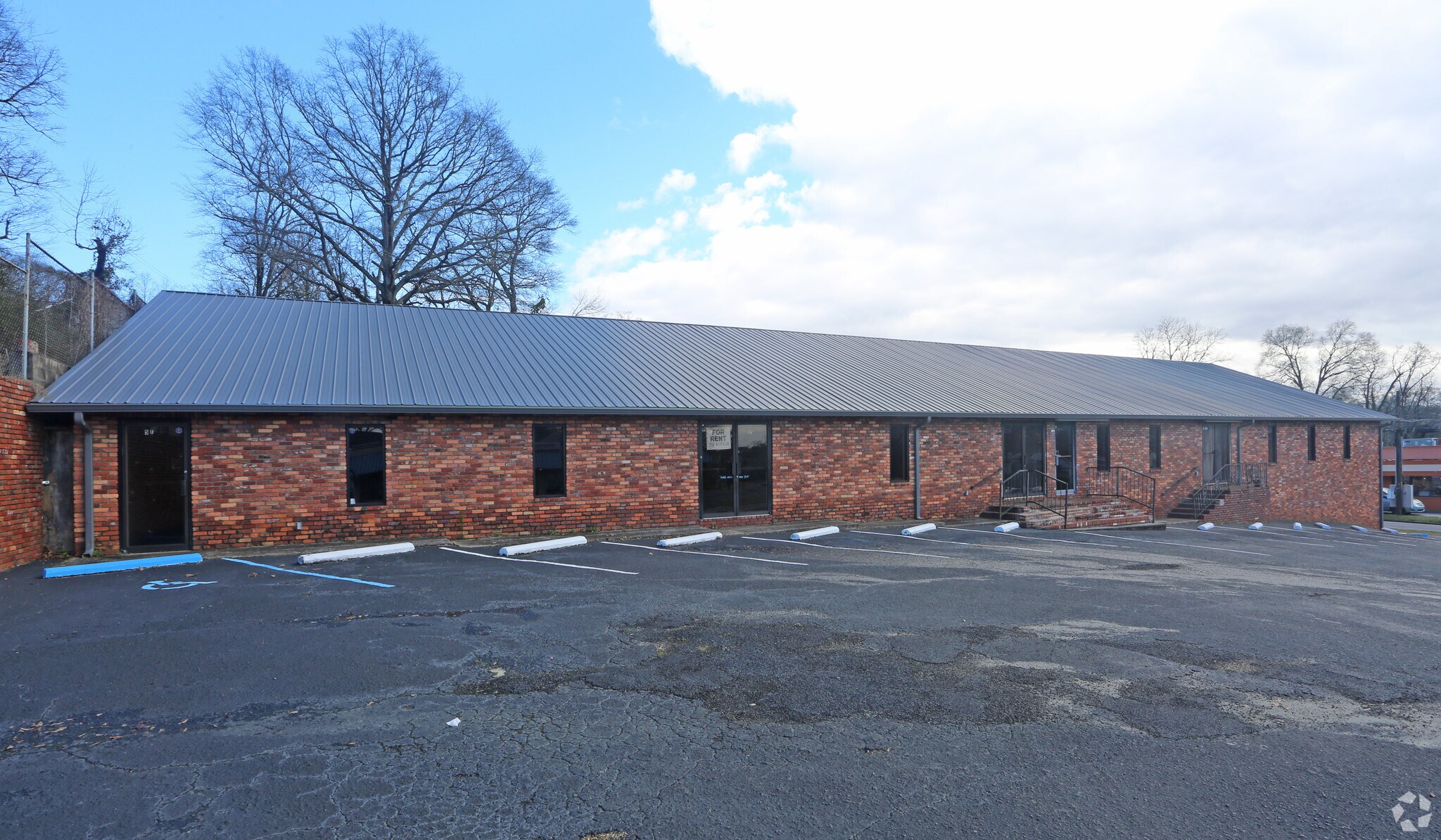 2201 Quintard Ave, Anniston, AL for sale Primary Photo- Image 1 of 1