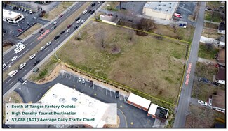 More details for 1819 Parkway, Sevierville, TN - Land for Lease