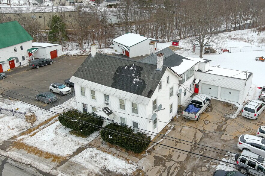 22 Concord Hill Rd, Pittsfield, NH for sale - Primary Photo - Image 1 of 1