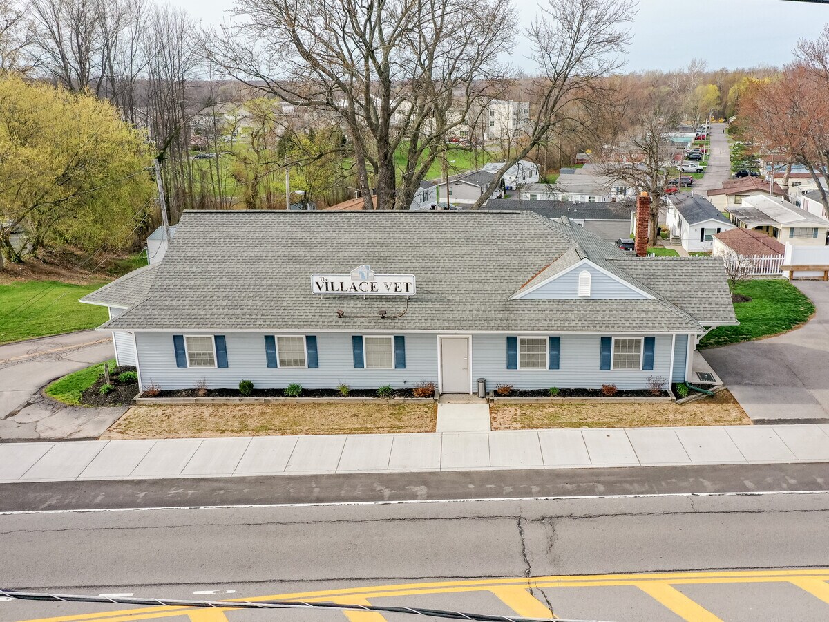 896 Ridge Rd, Webster, NY 14580