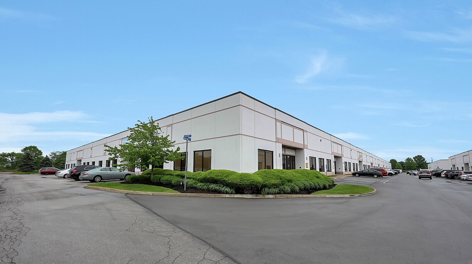 87528754 Cotter St, Lewis Center, OH 43035 8752 Cotter Street Office & Warehouse