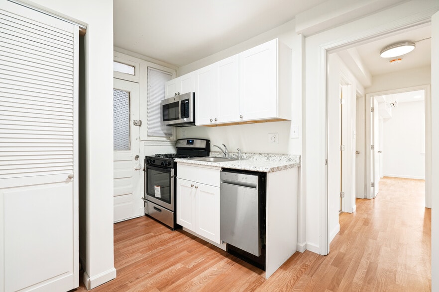 718 Lamont St NW, Washington, DC for sale - Building Photo - Image 3 of 7