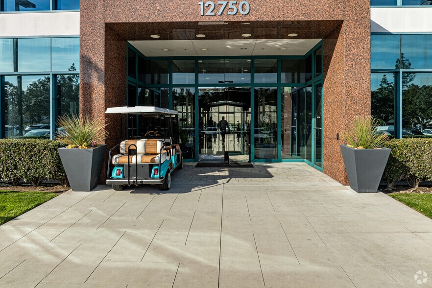 12750 Center Court Dr, Cerritos, CA for lease - Building Photo - Image 3 of 7