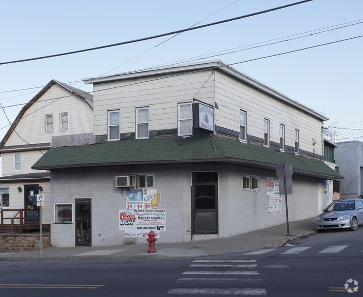 233 E Drinker St, Scranton, PA for sale - Primary Photo - Image 1 of 2