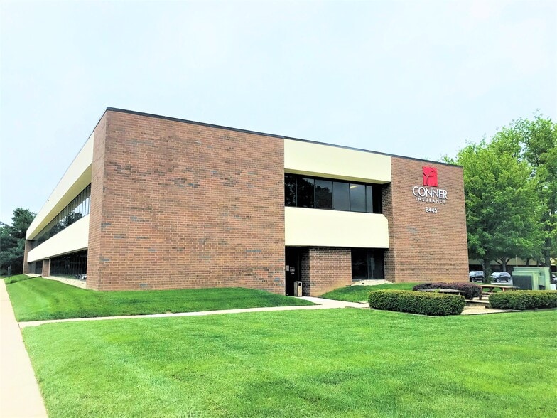 8445 Keystone Crossing, Indianapolis, IN for lease - Building Photo - Image 1 of 7
