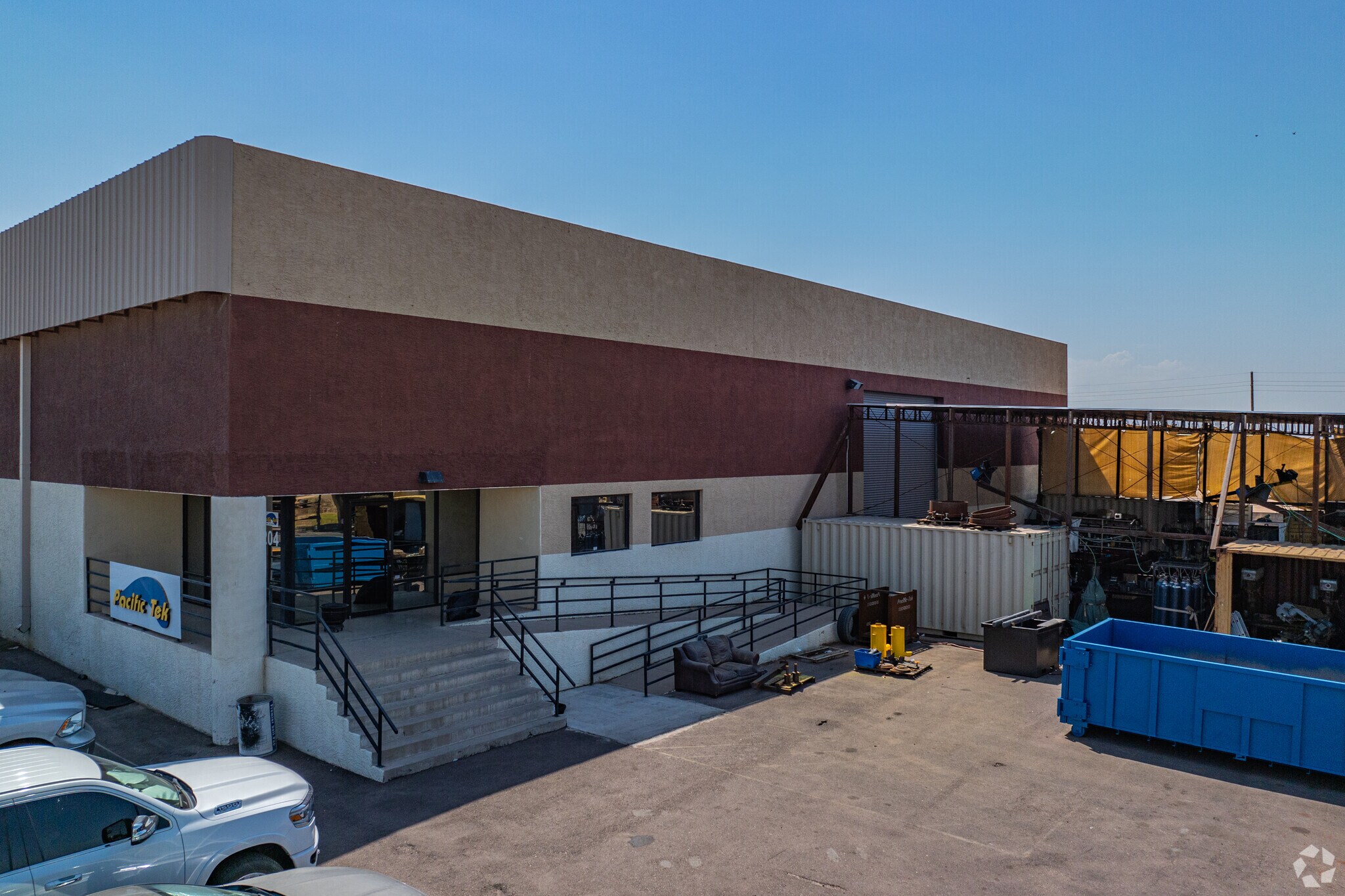 6743 W Farmer Rd, Phoenix, AZ for lease Primary Photo- Image 1 of 6