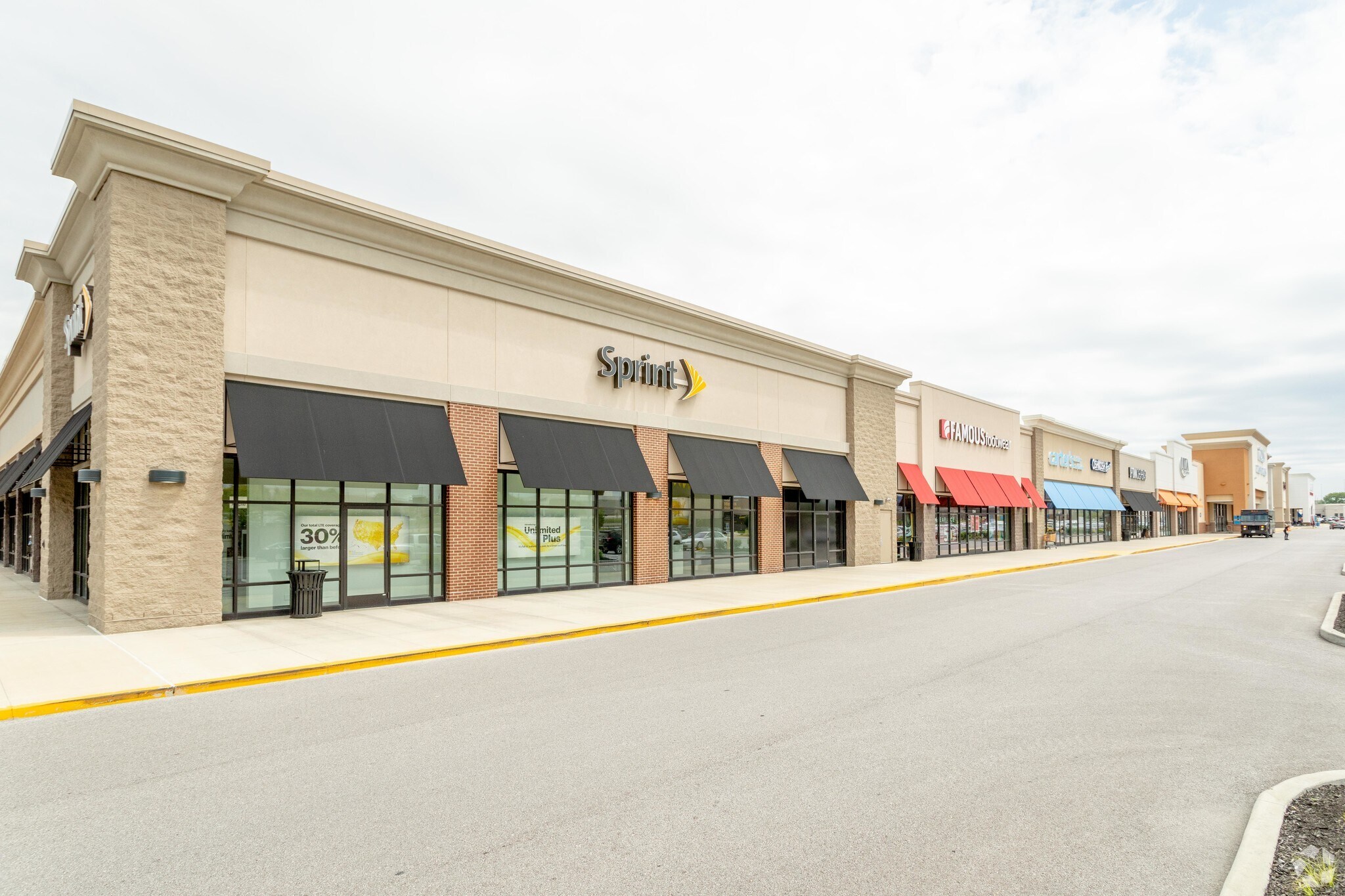 5140 N Service Rd, Saint Peters, MO 63376 Retail for Lease