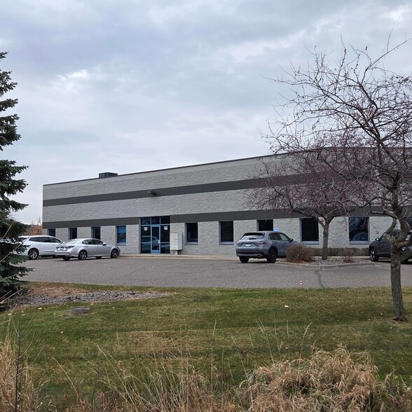 1630 91st Ave NE, Blaine, MN for lease - Building Photo - Image 1 of 14