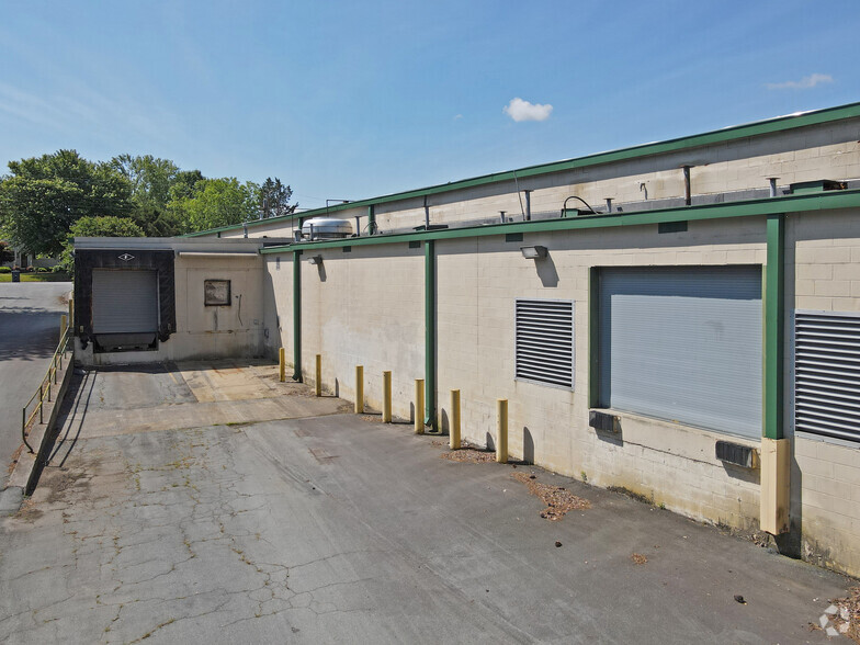 535 Nelson St, Kernersville, NC for lease - Building Photo - Image 3 of 10