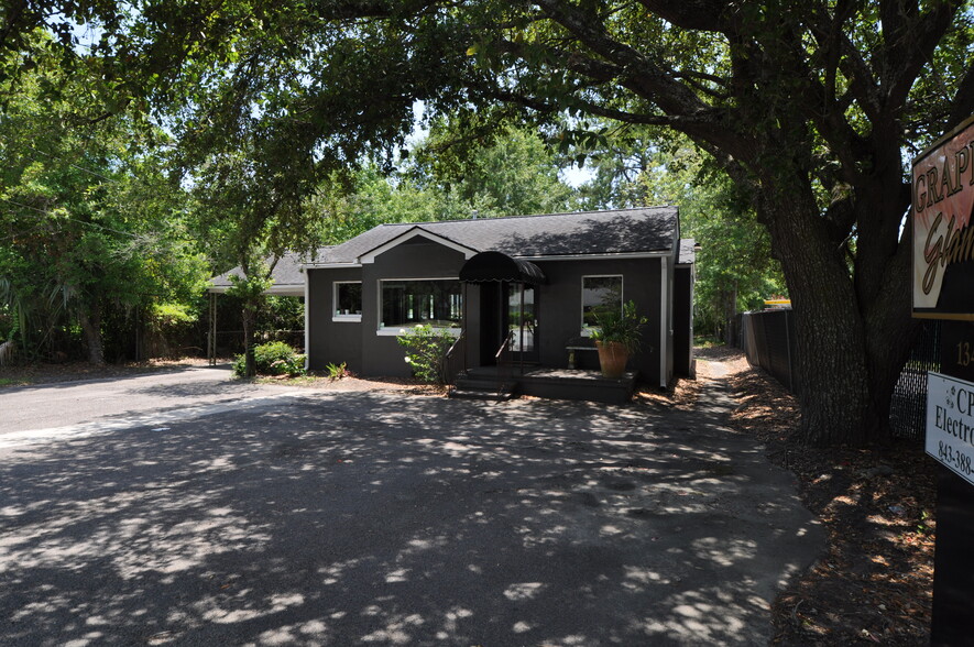 1349 Ashley River Rd, Charleston, SC for sale - Building Photo - Image 1 of 1