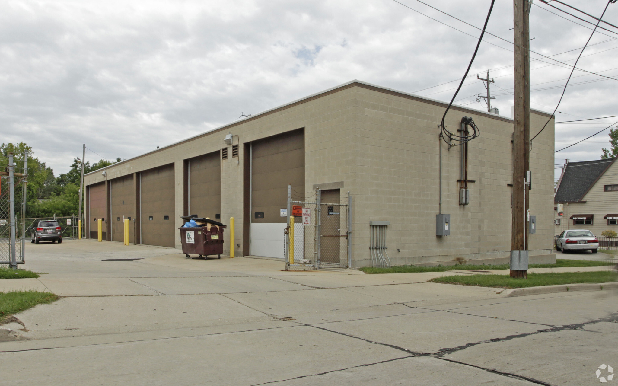 2321 S Burrell St, Milwaukee, WI for lease Primary Photo- Image 1 of 12