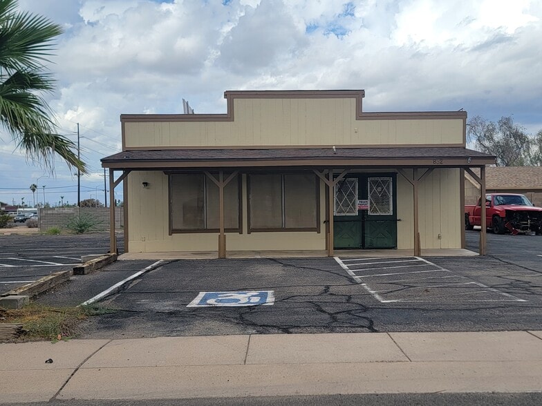 832 N Main Dr, Apache Junction, AZ for sale - Building Photo - Image 1 of 7