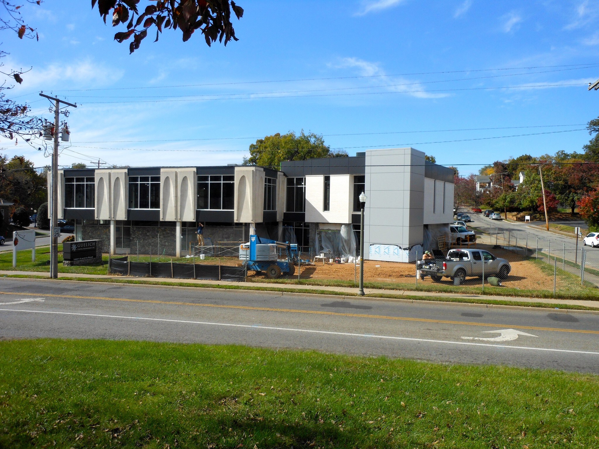 1401 Franklin Rd, Roanoke, VA for sale Building Photo- Image 1 of 1