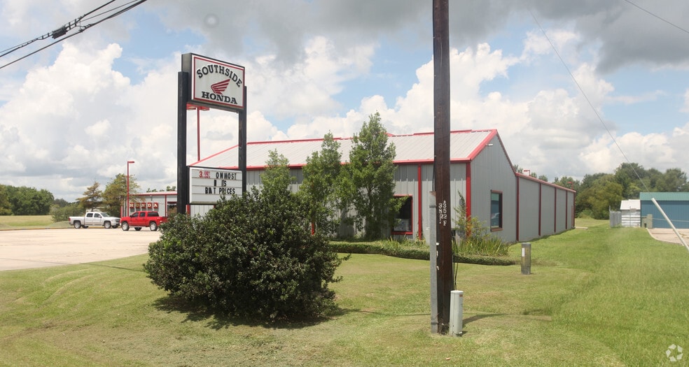 6914 Johnston St, Lafayette, LA for sale - Primary Photo - Image 1 of 1