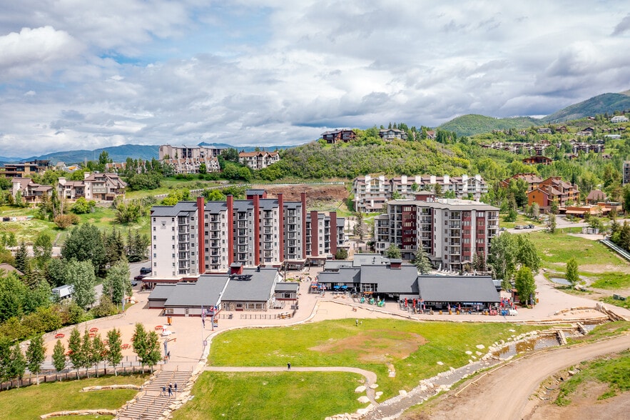 1855 Ski Time Square Dr, Steamboat Springs, CO for sale - Building Photo - Image 1 of 1
