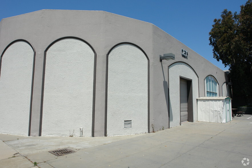 421 Monterey St, Salinas, CA for lease - Building Photo - Image 2 of 6