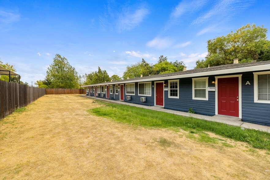 2720 Forrest St, Sacramento, CA for sale - Building Photo - Image 3 of 21