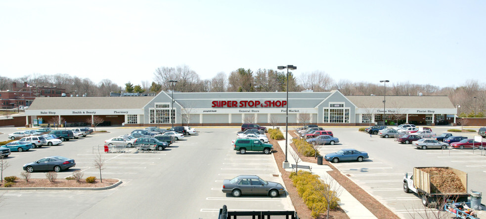 747 Pine St, Bristol, CT for lease - Building Photo - Image 2 of 7