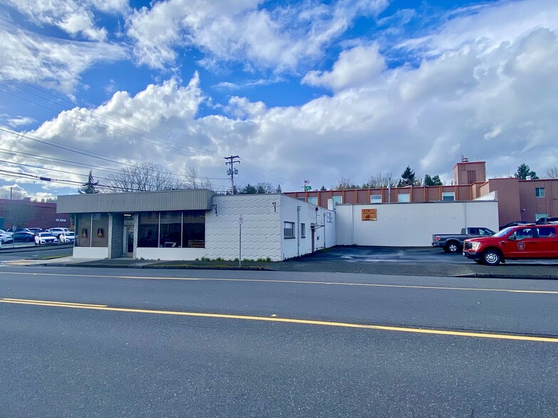 306 NE Everett St, Camas, WA 98607 - Stihl Building | LoopNet