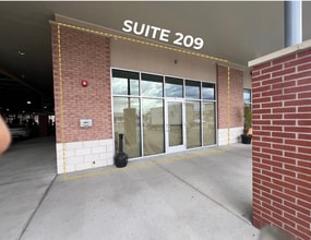 2600 Middletown Commons, White Hall, WV for lease Building Photo- Image 2 of 12