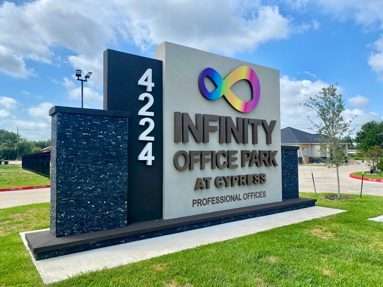 4224 Cypress Creek Pky, Houston, TX for sale - Other - Image 1 of 15