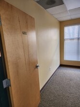 302 Davis Grove Cir, Cary, NC for lease Interior Photo- Image 1 of 3