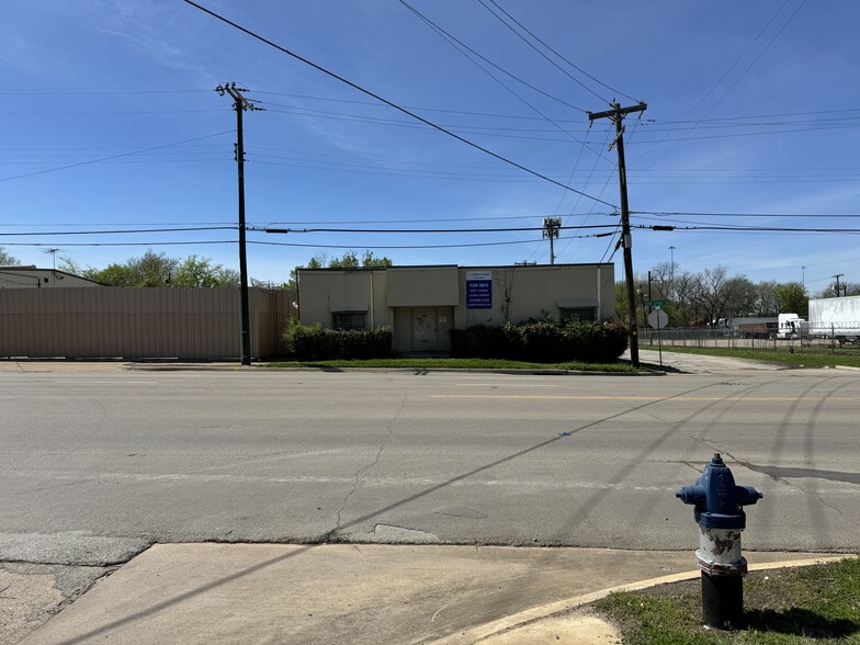 1801 S Good Latimer Expy, Dallas, TX for sale - Building Photo - Image 1 of 10