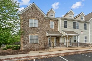 4 Walter E Foran Blvd, Flemington NJ - Live-Work Space