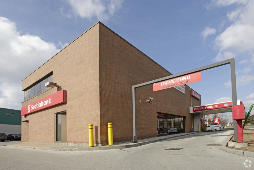 1839 Albion Rd, Toronto, ON for lease - Building Photo - Image 2 of 6