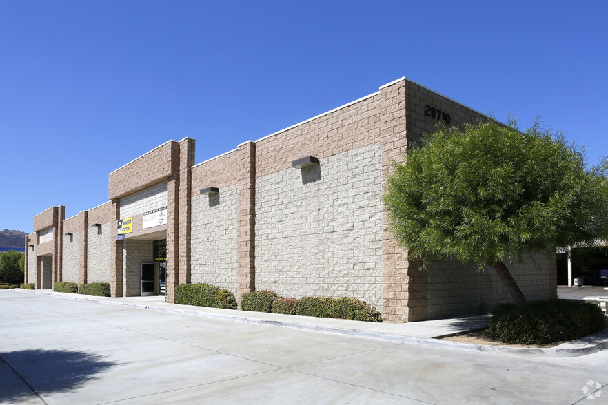 28710 Via Montezuma, Temecula, CA for lease - Building Photo - Image 2 of 3