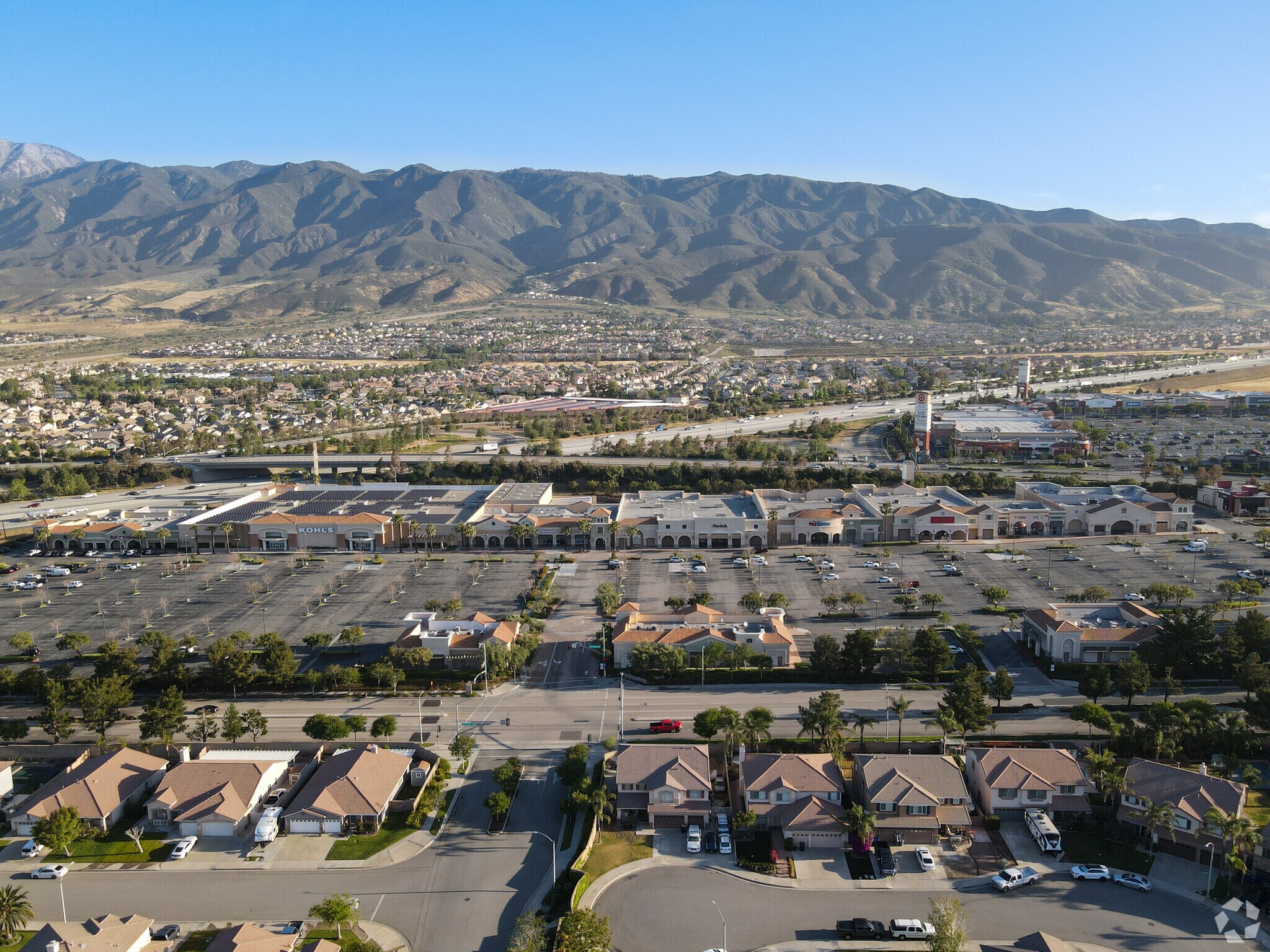 1494015160 Summit Ave, Fontana, CA 92336 Summit Heights Gateway