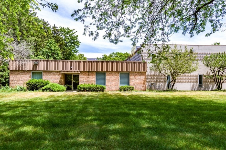 100 Anchor Rd, Michigan City, IN for lease - Primary Photo - Image 2 of 11