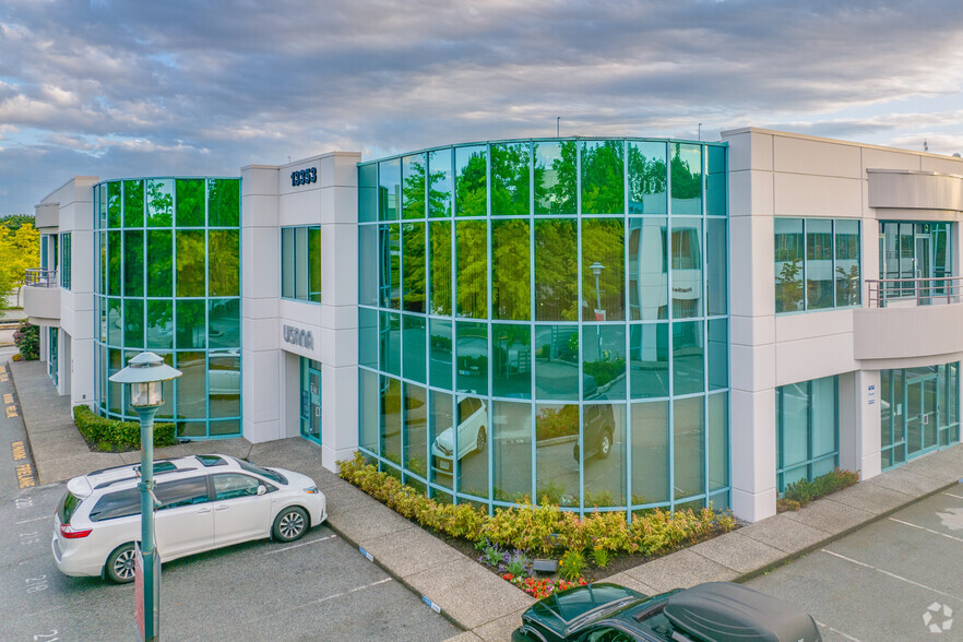 13353 Commerce Pky, Richmond, BC for lease - Building Photo - Image 3 of 6