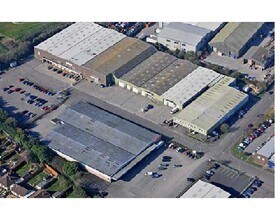 1-5 Kennet Way, Trowbridge, WIL - AERIAL  map view