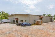 910 Power St, Clarksville TN - Warehouse