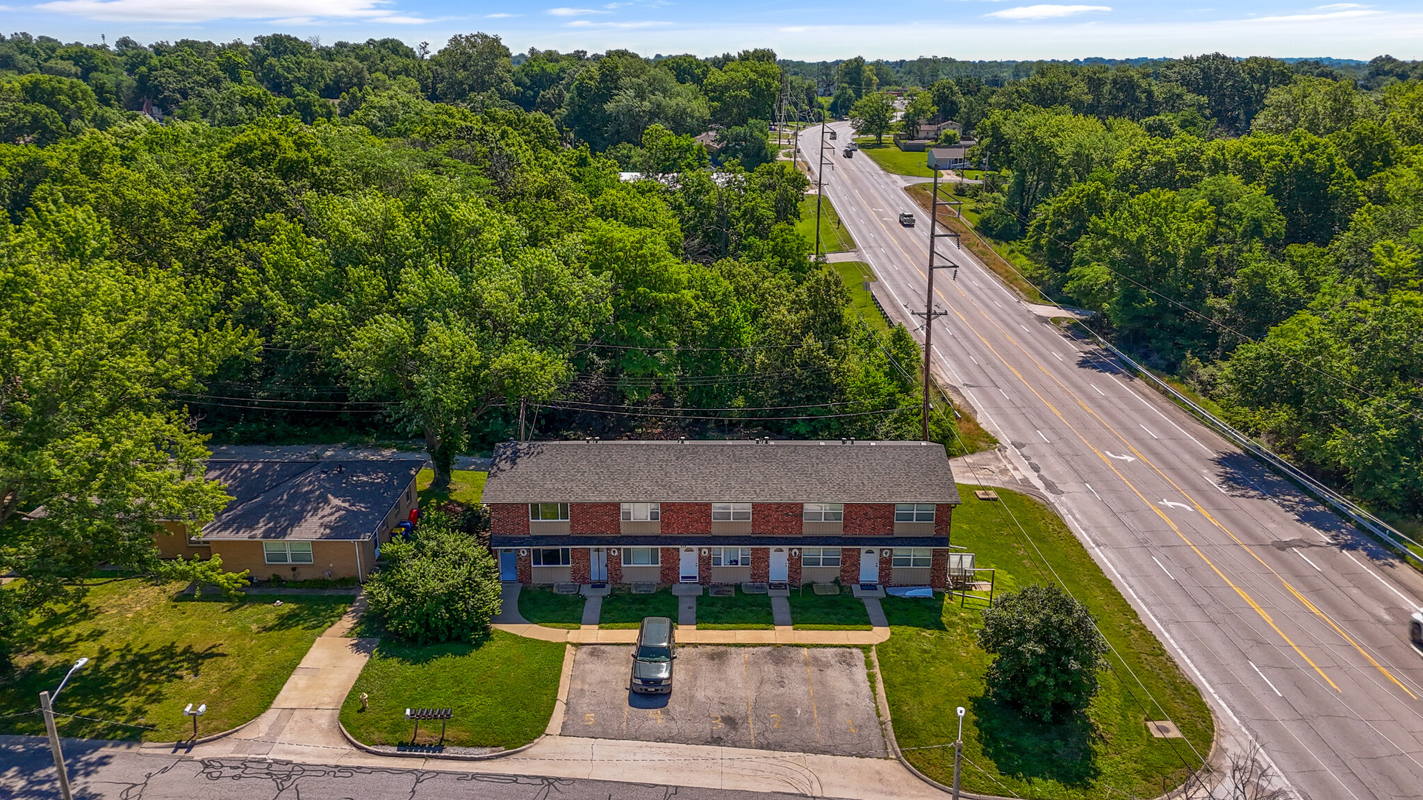 717 S Prairie St, Liberty, MO for sale Building Photo- Image 1 of 35