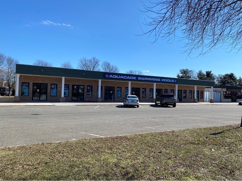 200 Levittown Pky, Hicksville, NY for sale - Building Photo - Image 1 of 6