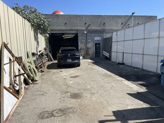 More details for 14839 Calvert St, Van Nuys, CA - Industrial for Lease