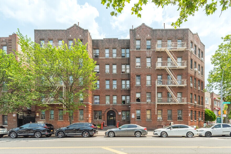 1374 Bronx River Ave, Bronx, NY for sale - Building Photo - Image 1 of 1