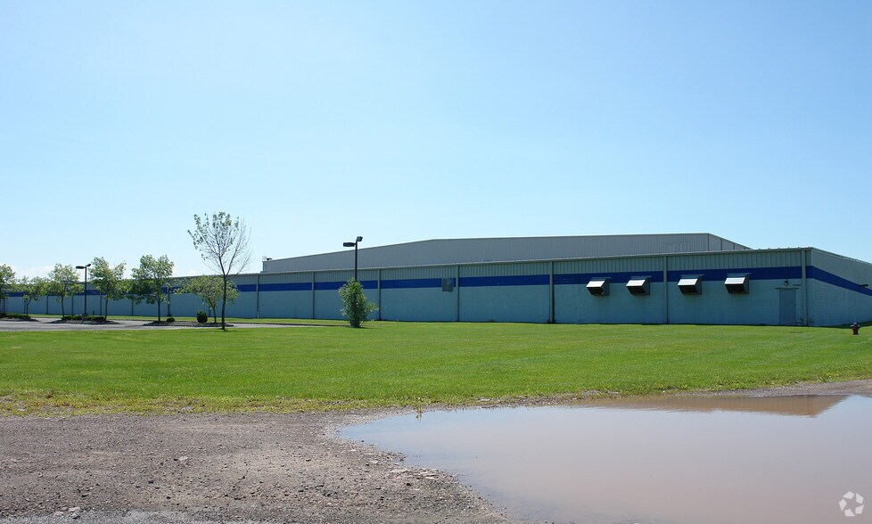 12089 Route 9W, W Coxsackie, NY for lease - Building Photo - Image 3 of 3